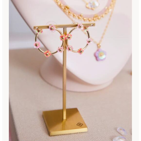 NWT! Kendra Scott Deliah Gold Open Frame Hoops in Pink Mix - Picture 2 of 6